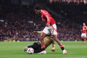 开云-包含赛后欧篮联焦点战，阿森纳再遭质疑，引发热议，细节决定成败的词条